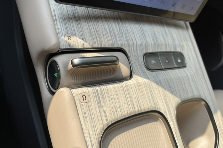 蔚来ET7 2022款 100kWh 首发版局部细节18