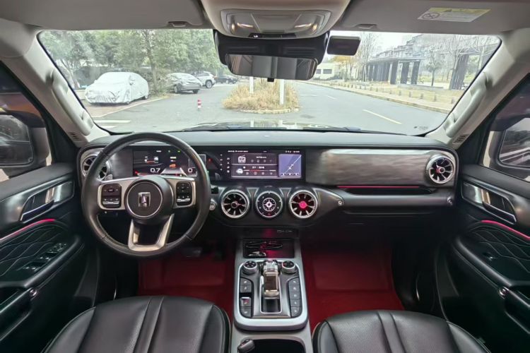 坦克300 2021款 越野版 2.0T 征服者中控内饰7004