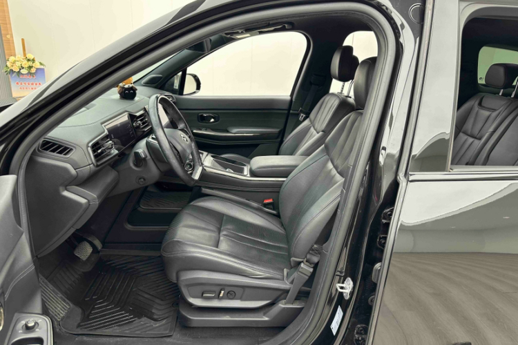 蔚来ES8 2020款 580KM 七座版局部细节19