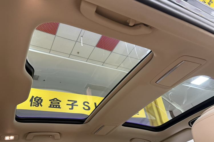 宝马7系 2016款 730Li 豪华型局部细节9007