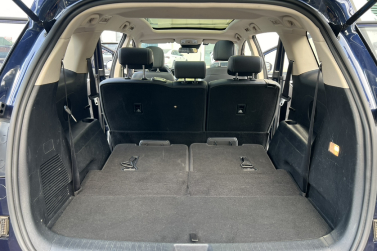 比亚迪 宋MAX 2021款 升级版 1.5T 自动尊贵型 7座局部细节23