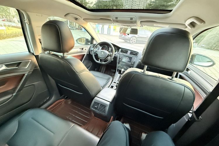 大众 高尔夫 2017款 230TSI 自动舒适百万辆纪念版中控内饰7006