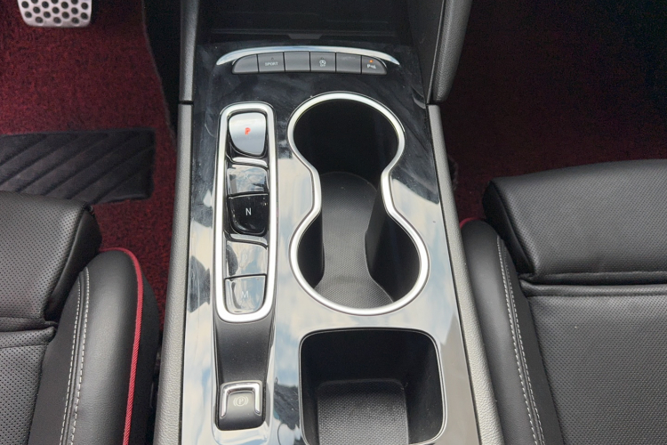 别克 君威 2020款 GS 28T 精英型局部细节18