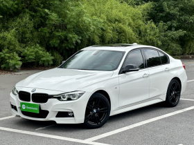 宝马3系 2019款 320i M运动曜夜版