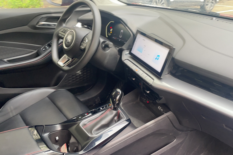名爵 MG5 2022款 180DVVT CVT青春豪华版中控内饰7012