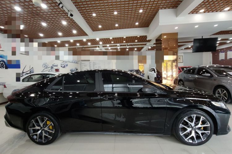 广汽传祺 影豹 2023款 270T DCT J15版车身外观6002