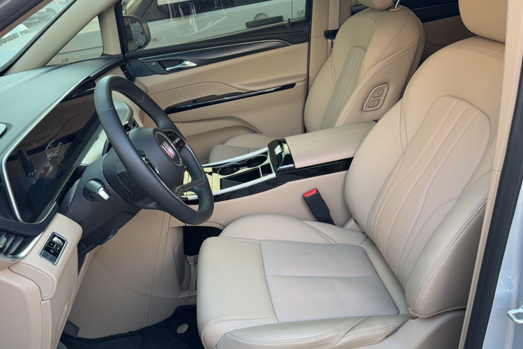 别克GL8新能源 2025款 陆尚 尊享版 7座局部细节19