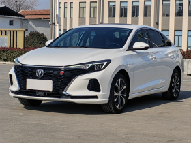 长安 逸动 2021款 PLUS 蓝鲸NE 1.4T GDI DCT旗舰型