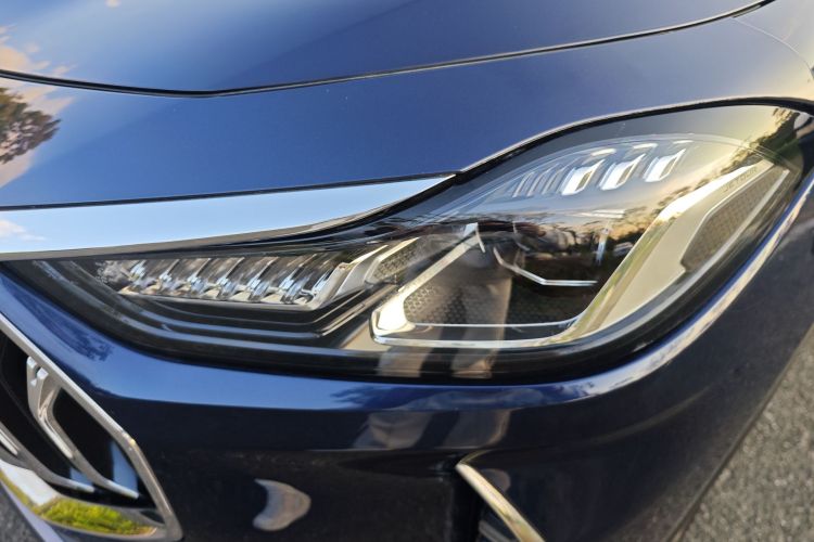 捷途X70 PLUS 2023款 1.6T DCT强者 7座局部细节36