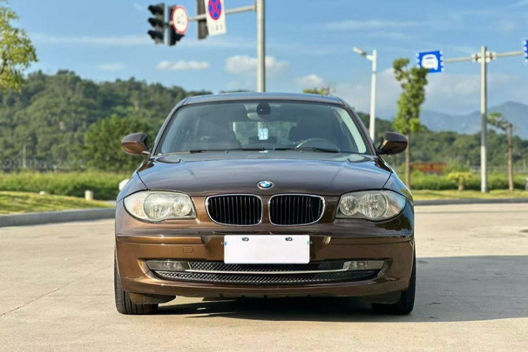 宝马1系(进口) 2008款 120i 自动挡车身外观6009