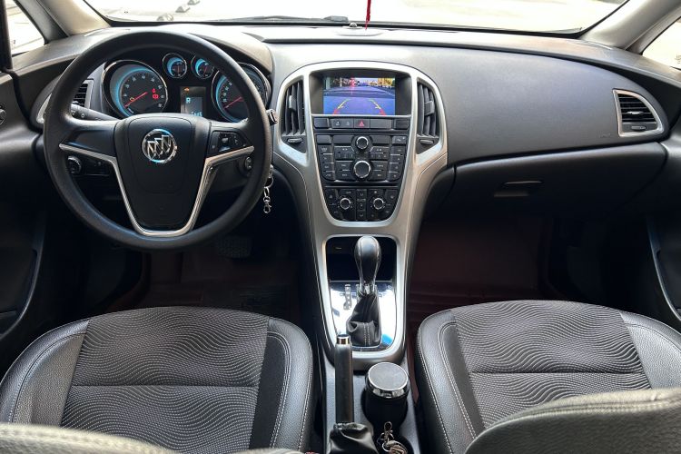 别克 英朗 2014款 XT 1.6L 自动时尚版中控内饰7003