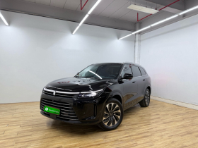 鸿蒙智行 问界M7 2022款 1.5T 四驱豪华版