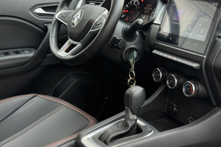 雷诺 科雷缤 2019款 TCe270 自动劲擎型中控内饰7007