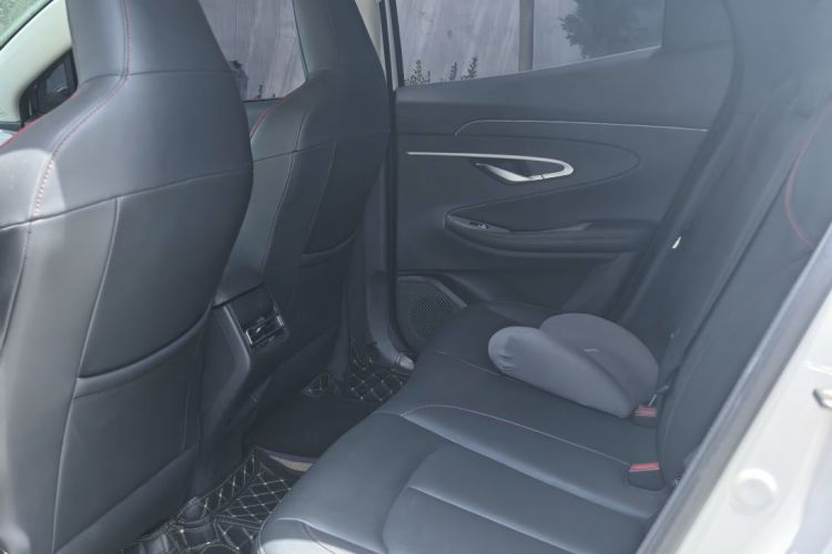 长安UNI-T 2020款 1.5T 旗舰型中控内饰7002