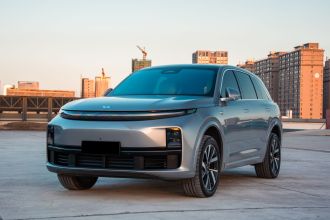 理想汽车 理想L8 2023款 Pro