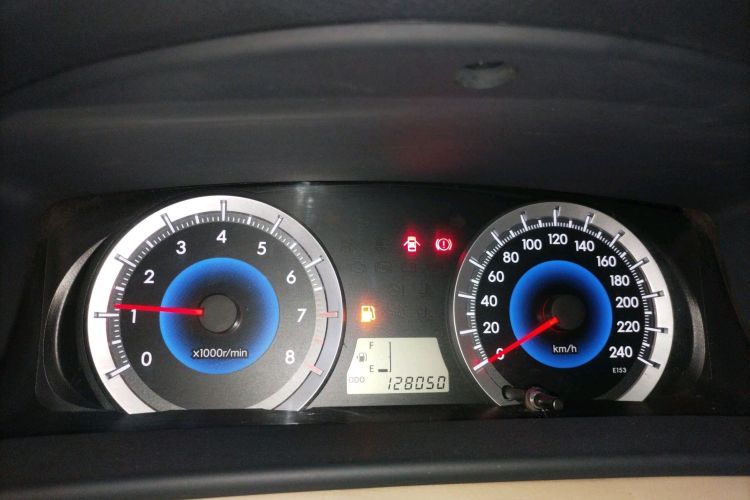 丰田 花冠 2013款 1.6L 手动豪华版中控内饰15