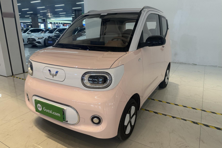 五菱汽车 宏光MINIEV 2024款 第三代 215km 进阶版车身外观1