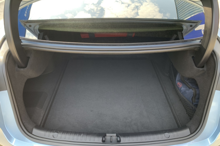 比亚迪 汉 2023款 DM-i 冠军版 121KM 尊贵型局部细节23