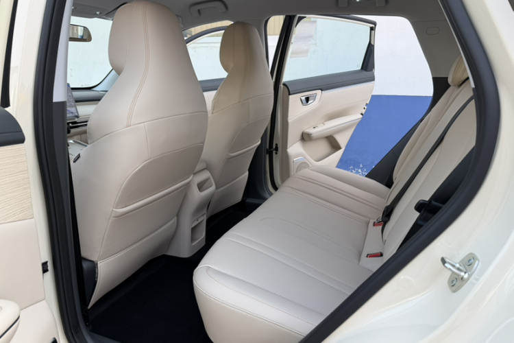 五菱汽车 缤果S 2025款 325km 尊享款中控内饰7005