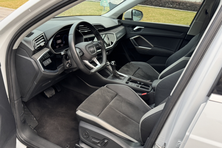 奥迪Q3 2021款 35 TFSI 时尚动感型车身外观6001