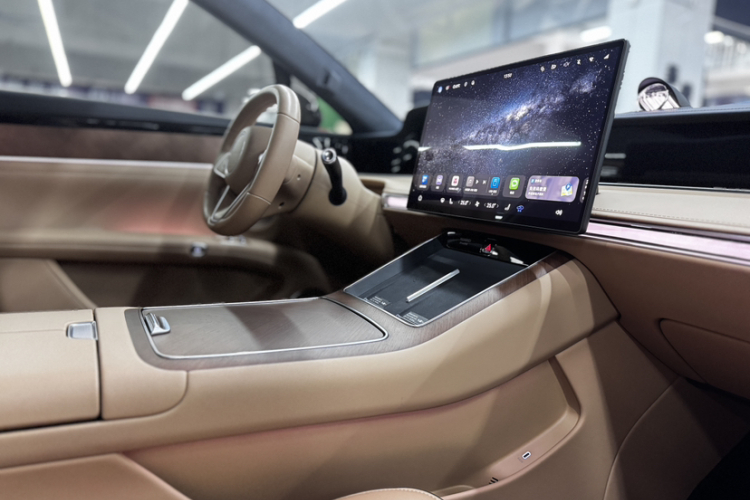 鸿蒙智行 享界S9 2024款 纯电 Ultra 四驱旗舰版中控内饰7007