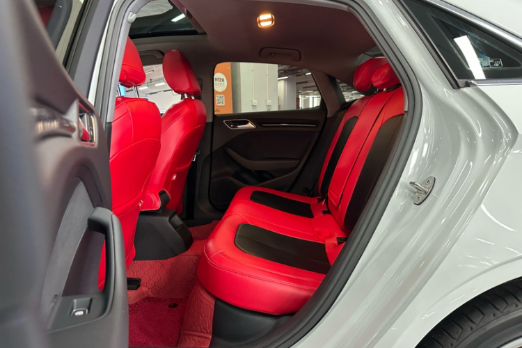 奥迪A3 2020款 Limousine 35 TFSI 时尚型 国VI中控内饰7001