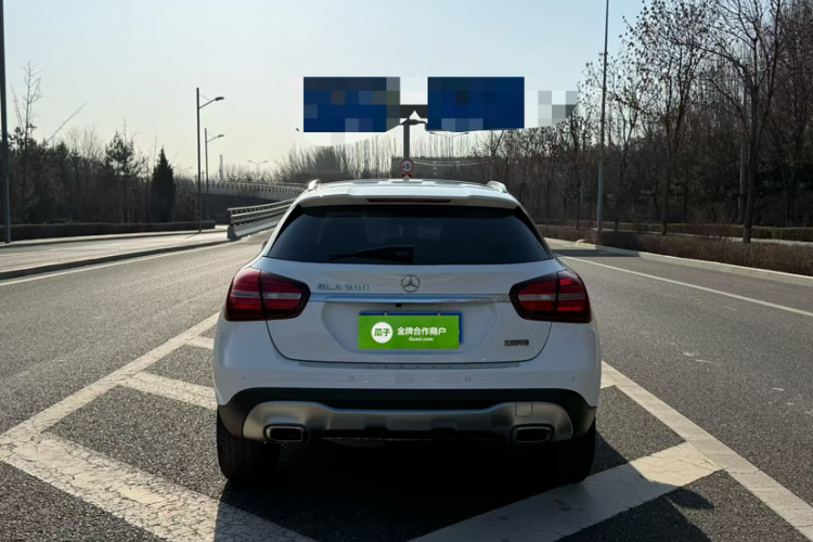 奔驰GLA 2018款 GLA 200 时尚型车身外观6003