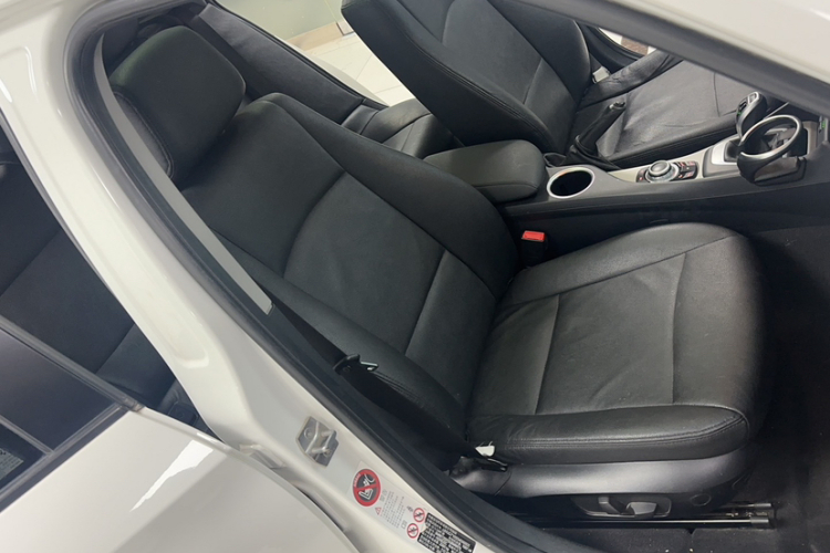 宝马X1 2014款 sDrive18i 时尚型局部细节41