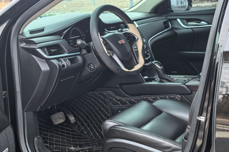 凯迪拉克XTS 2018款 28T 技术型中控内饰7001
