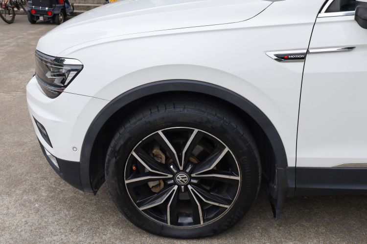 大众 途观L 2018款 380TSI 自动四驱旗舰版局部细节9009