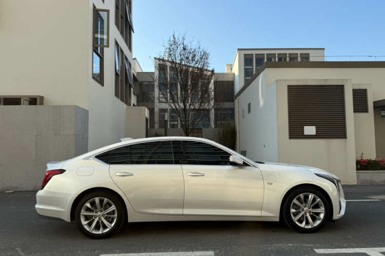 凯迪拉克CT5 2024款 28T 豪华型Pro车身外观6004