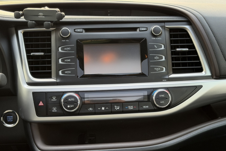 丰田 汉兰达 2017款 2.0T 四驱豪华版 7座局部细节16