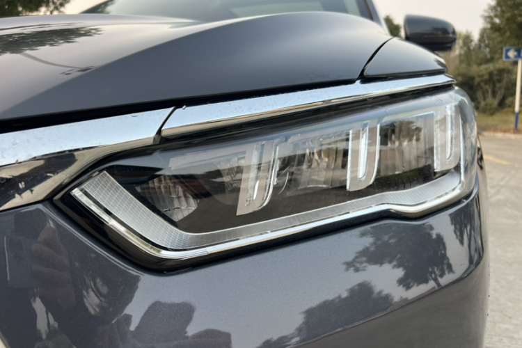 比亚迪 宋Pro新能源 2019款 DM 1.5T 四驱性能版豪华型车身外观6003