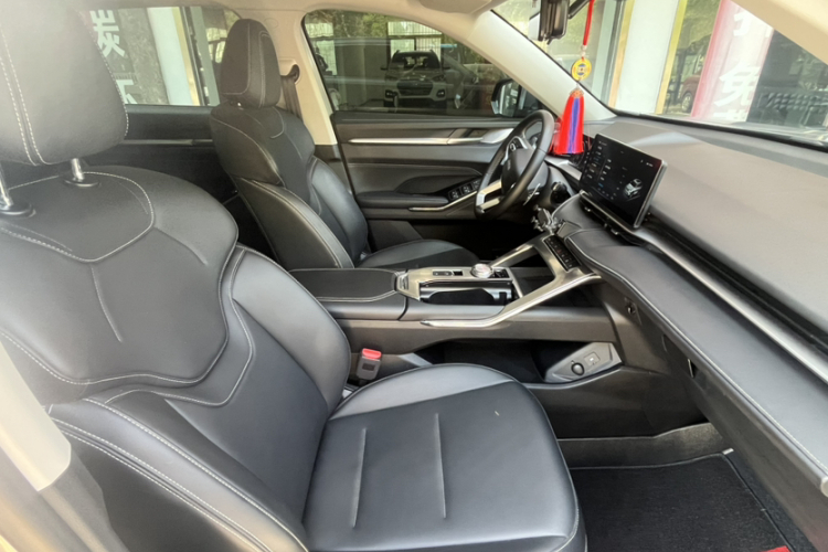 哈弗H6 2022款 第三代 1.5T 自动两驱Pro中控内饰7007