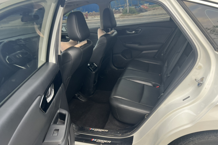 本田 凌派 2019款 180Turbo CVT豪华版 国V中控内饰7005