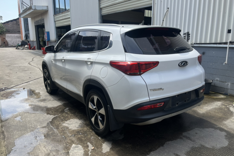 奇瑞 瑞虎7 2016款 1.5T 手动耀目版车身外观6002