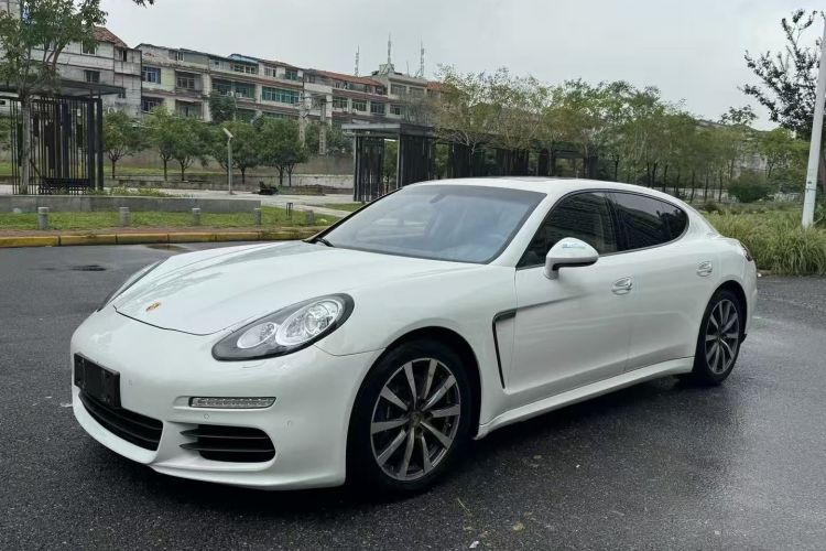 保时捷 2014款 Panamera 3.0T车身外观1