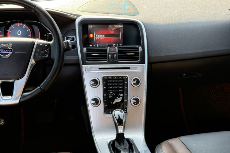 沃尔沃XC60 2017款 T5 AWD 智远升级版局部细节14