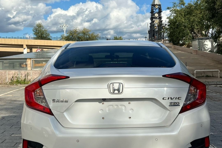 本田 思域 2016款 220TURBO CVT豪华版车身外观6003