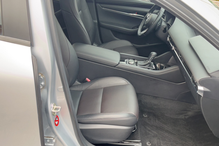 马自达3 昂克赛拉 2020款 2.0L 自动质豪版中控内饰7003