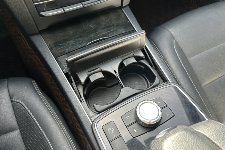 奔驰E级(进口) 2014款 E 200 轿跑版局部细节18