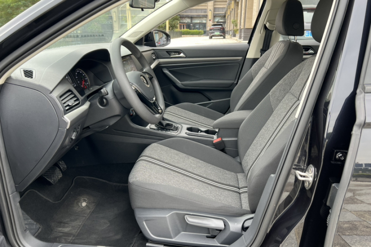 大众 朗逸 2021款 1.5L 自动风尚版局部细节19