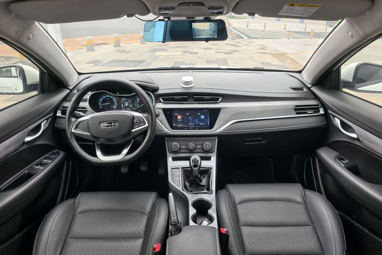 吉利汽车 帝豪 2021款 UP 1.5L 手动舒适型中控内饰7004