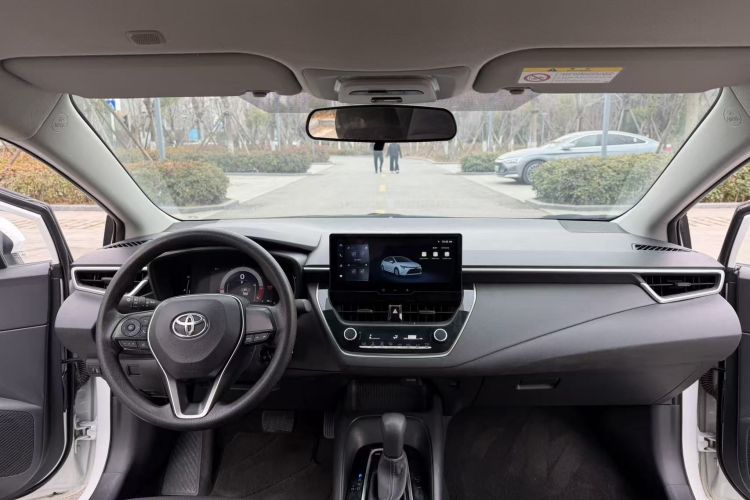 丰田 雷凌 2023款 TNGA 1.5L CVT领先版中控内饰7002