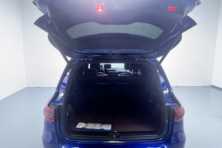 奔驰GLB 2024款 GLB 220 4MATIC车身外观6003