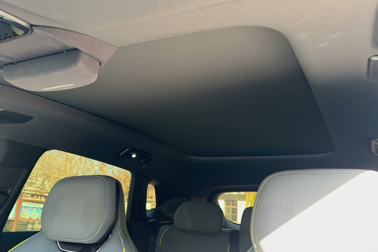 领克08 EM-P 2025款 120km 长续航Pro局部细节22