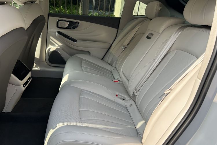 飞凡汽车 飞凡F7 2023款 长续Pro版中控内饰7002