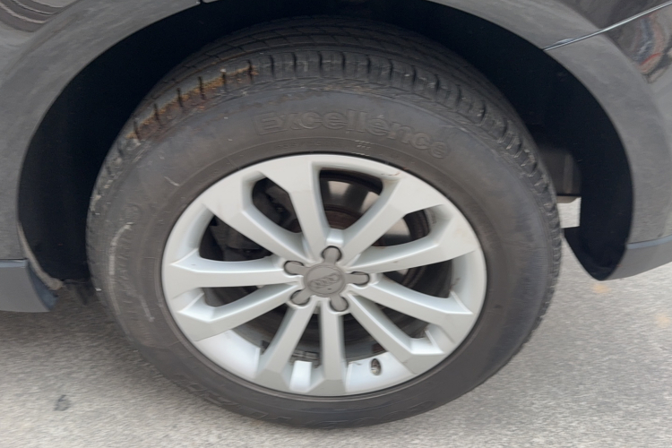 奥迪Q5 2015款 40 TFSI 技术型车身外观6007