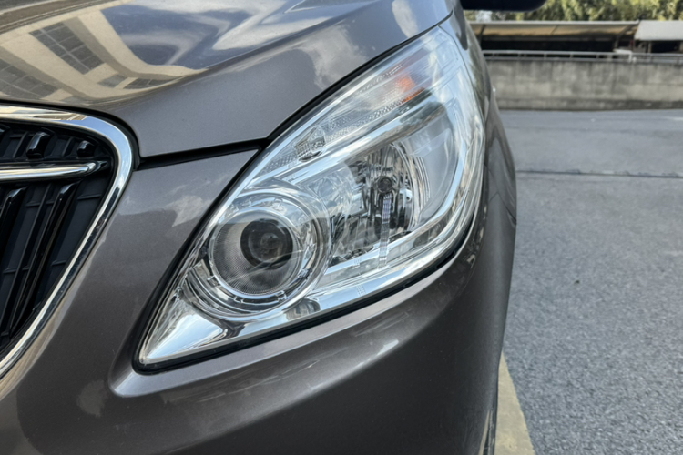 别克GL8 2017款 25S 豪华型 国V车身外观6005