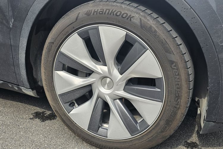 特斯拉 Model Y 2022款 改款 后轮驱动版车身外观6008